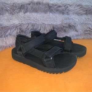 Teva Universal Trail Hiking Sandal with Vibram Bottom